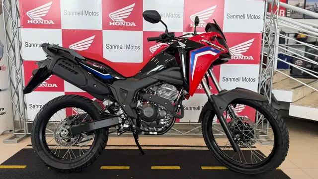 Moto Honda XRE Sahara 300 2026 Rally