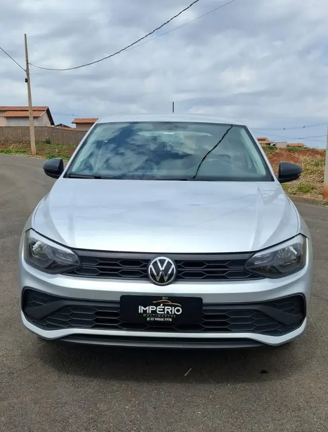 Carro Volkswagen Polo 2024 Track 1.0 Flex 12V 5p