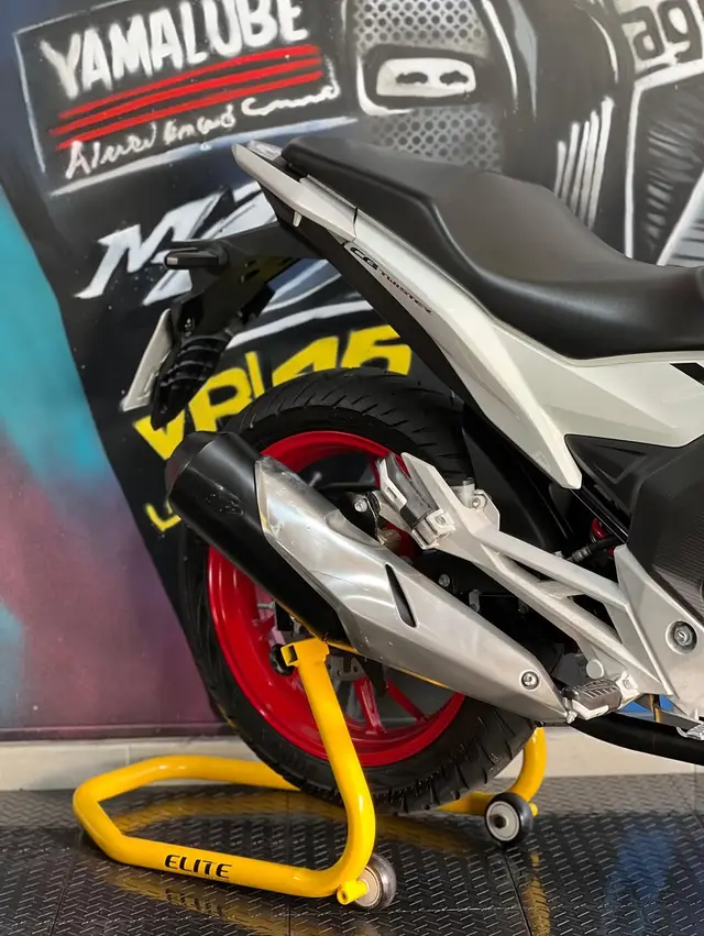 Moto Honda CB 250F Twister 2022 (CBS)