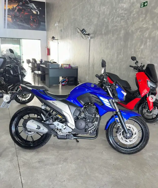 Moto Yamaha Fazer FZ25 2023 ABS