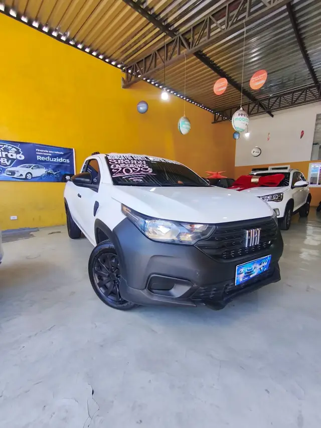 Carro Fiat Strada 2023 Endurance 1.4 Cabine Plus (Flex)