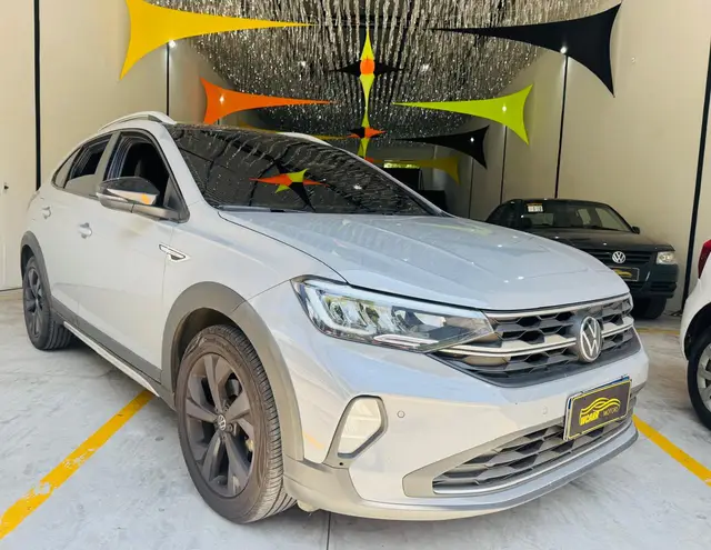 Carro Volkswagen Nivus 2021 Highline 1.0 Turbo (Aut.)