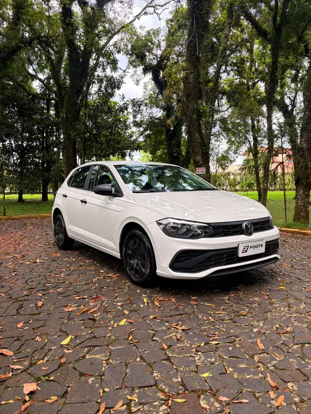 Carro Volkswagen Polo 2024 Track 1.0 Flex 12V 5p