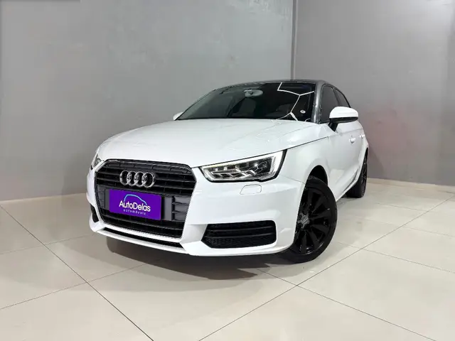 Carro Audi A1 2016 1.8 TFSI Sportback Ambition S Tronic