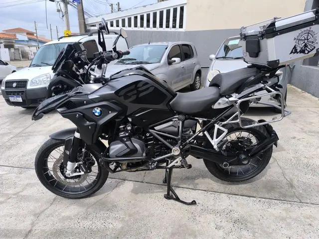 Moto BMW R 1250 GS 2023 Premium Triple Black