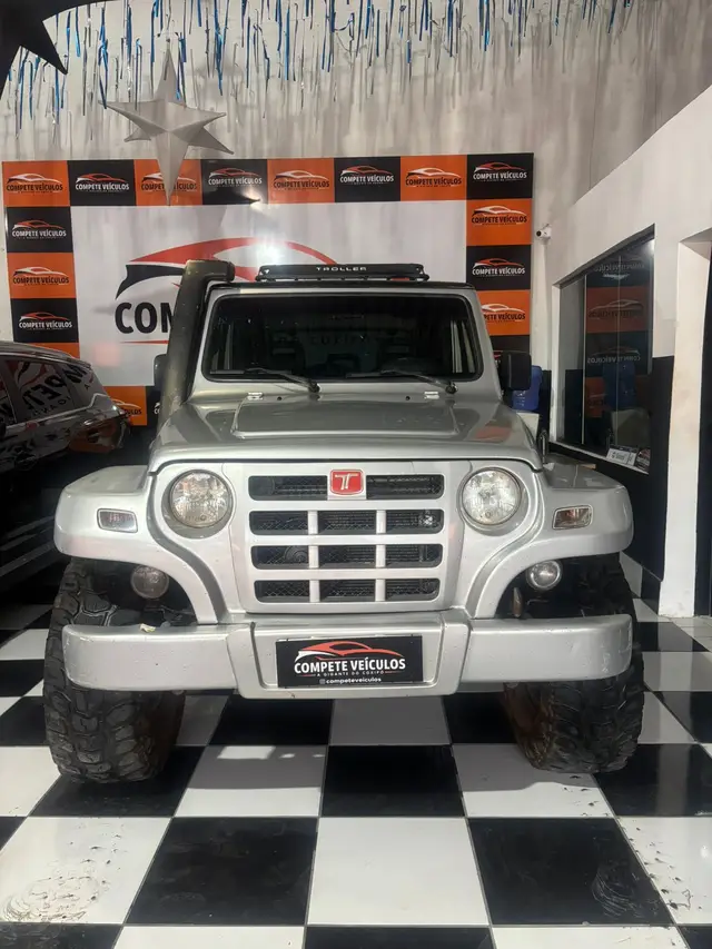 Carro Troller T4 2010 T-4 4x4 3.0 TB Int. Cap. Lona Diesel