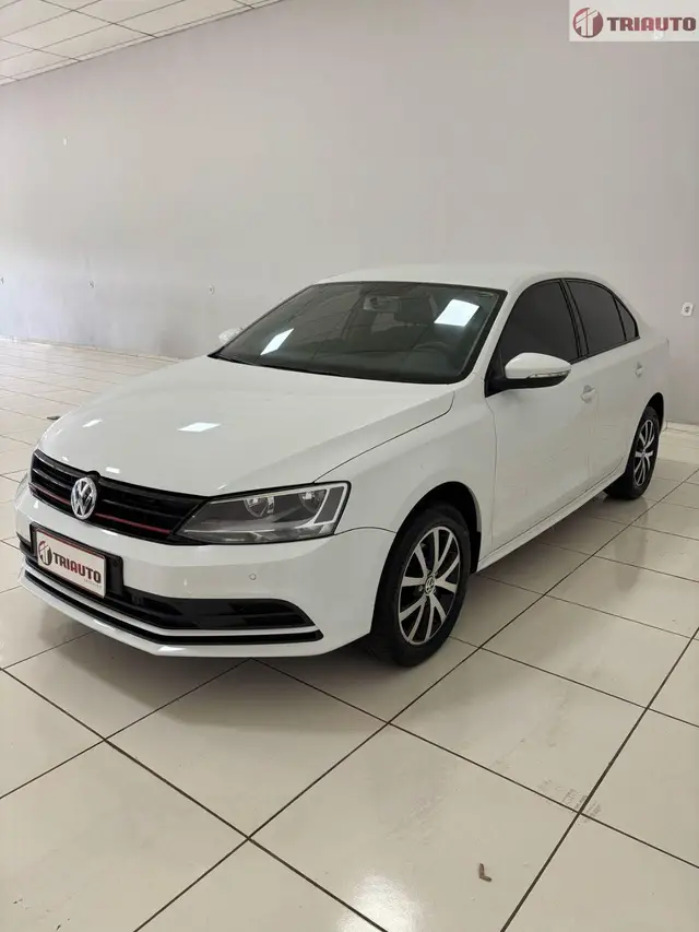 Carro Volkswagen Jetta 2016 1.4 TSI Trendline