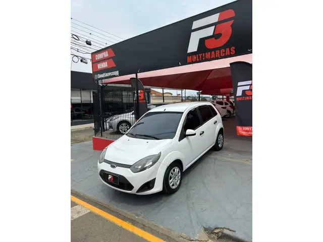 Carro Ford Fiesta Sedan 2013 1.0 (Flex)