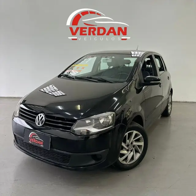 Carro Volkswagen Fox 2011 1.0 8V (Flex) 4p