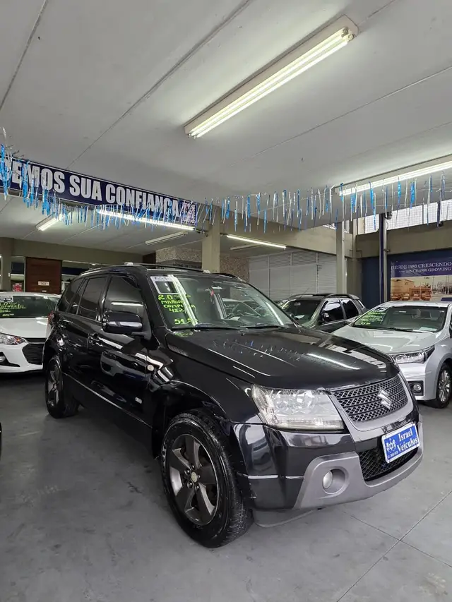 Carro Suzuki Grand Vitara 2011 4x4 2.0 16V