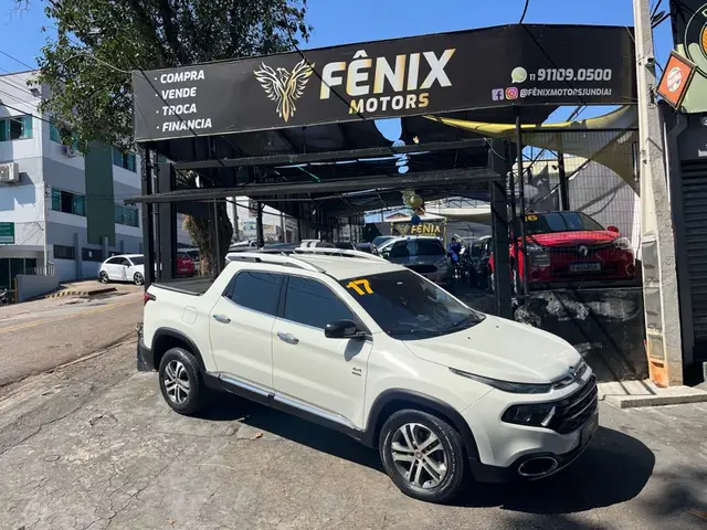 Carro Fiat Toro 2017 Volcano 2.0 diesel AT9 4x4