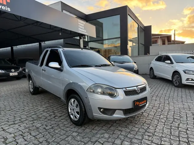 Carro Fiat Strada 2013 Trekking 1.6 16V (Flex) (Cabine Estendida)