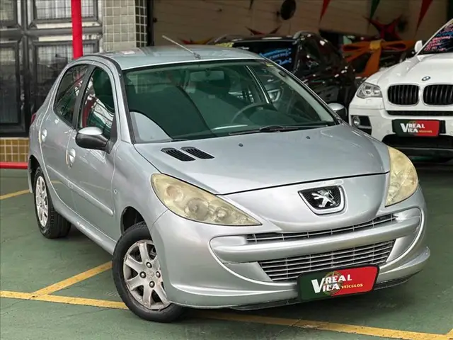 Carro Peugeot 207 2013 Hatch XR 1.4 8V (flex) 4p