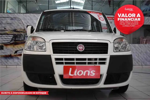 Carro Fiat Doblò 2016 Essence 1.8 16V (Flex)
