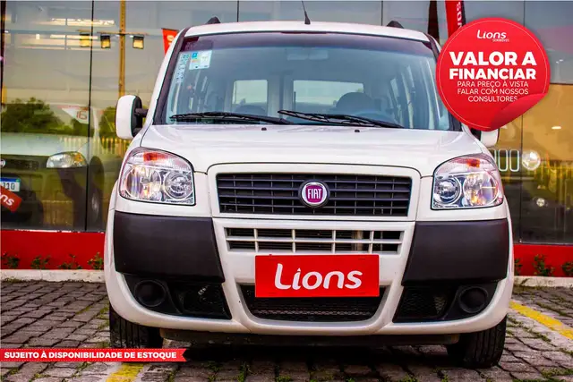 Carro Fiat Doblò 2017 Essence 1.8 7L (Flex)