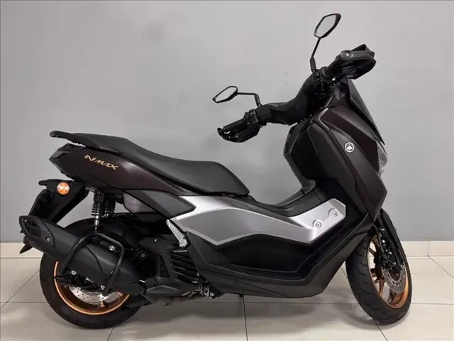 Moto Yamaha NMax 2025 Connected 160 ABS