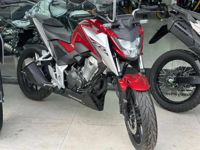 Moto Honda CB 300F Twister 2026 CBS