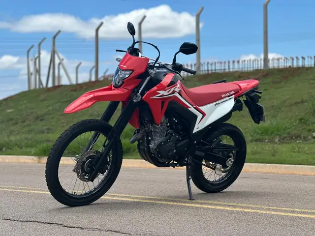 Moto Honda XR 300L 2025 Tornado