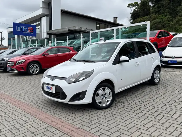 Carro Ford Fiesta Hatch 2014 SE Rocam 1.6 (Flex)