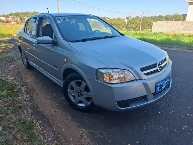 Carro Chevrolet Astra Sedan 2009 Advantage 2.0 (Flex)
