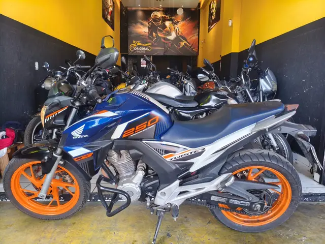 Moto Honda CB 250F Twister 2020 (ABS)