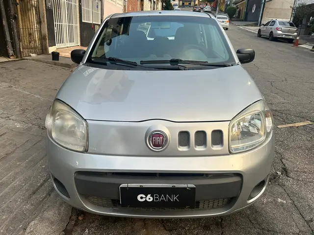 Carro Fiat Uno 2014 Vivace 1.0 8V (Flex) 2p