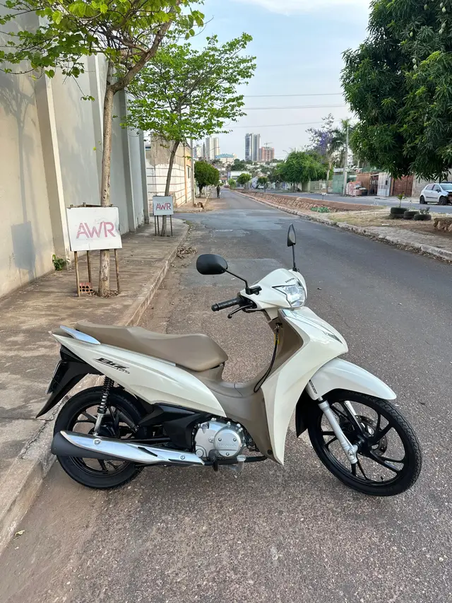 Moto Honda Biz 125i 2024 Flex
