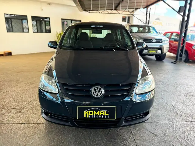 Carro Volkswagen Fox 2010 1.0 8V (Flex) 4p