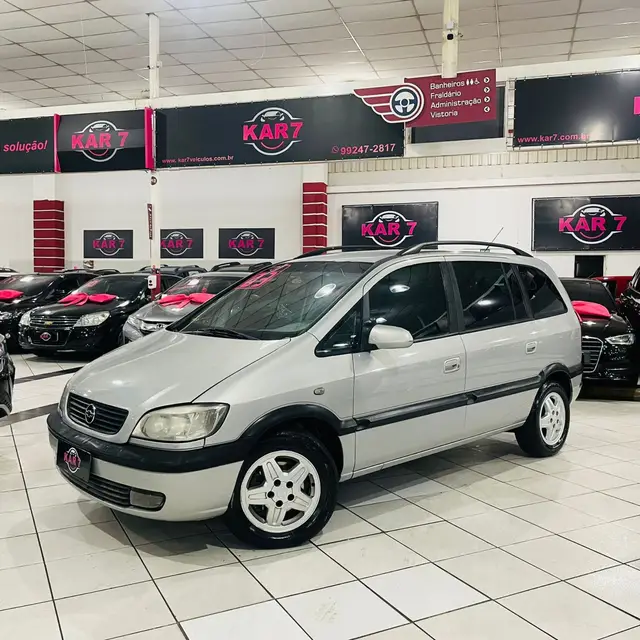 Carro Chevrolet Zafira 2003 CD 2.0 8V