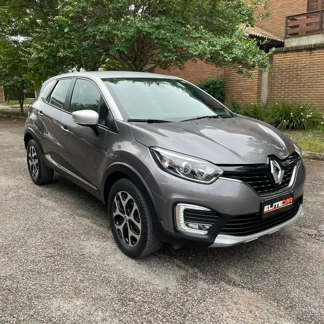 Carro Renault Captur 2021 BOSE 1.6 16v SCe CVT (Flex)