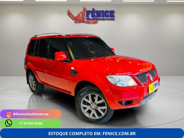 Carro Mitsubishi Pajero TR4 2013 2.0 16V 4x2 (Flex)