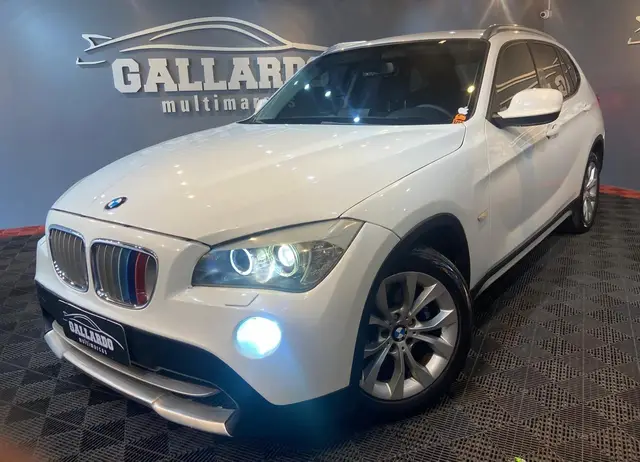Carro BMW X1 2012 2.0 sDrive18i Top (Aut)