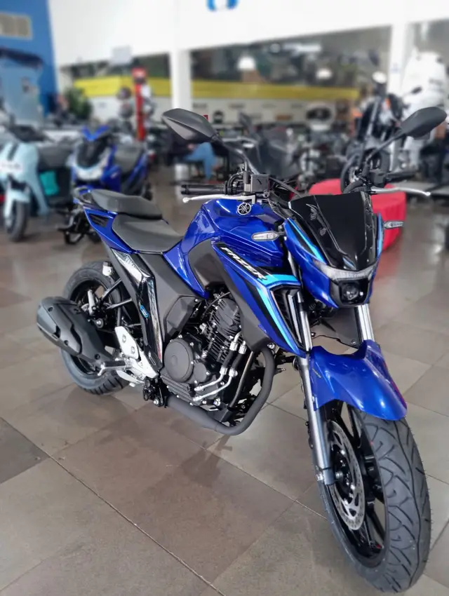 Moto Yamaha Fazer FZ25 2025 Connected