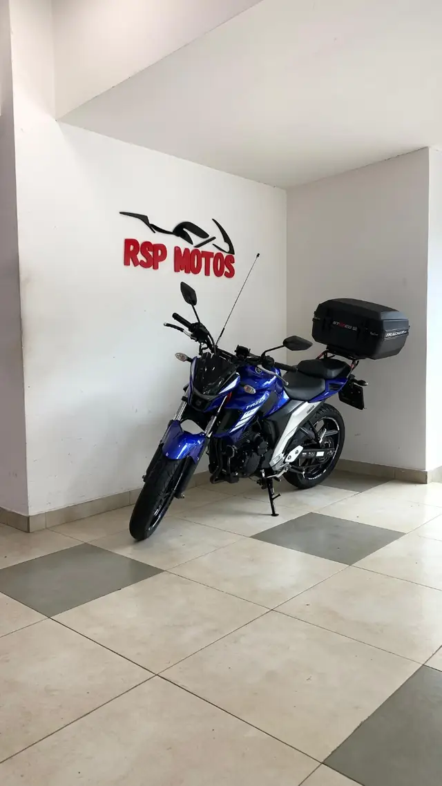 Moto Yamaha Fazer FZ25 2023 ABS