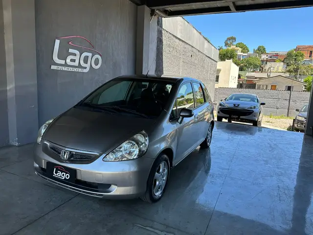 Carro Honda Fit 2005 LXL 1.4