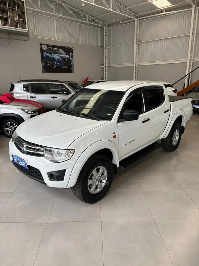Carro Mitsubishi L200 2015 Triton HPE 3.2 CD TB Int.Diesel Aut