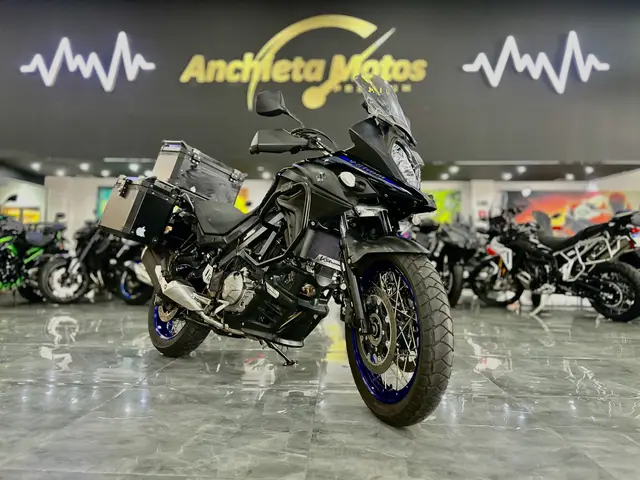 Moto Suzuki V-Strom 2023 650 Adventure