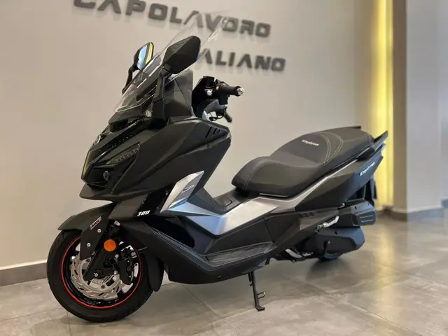 Moto Dafra Cruisym 2023 300
