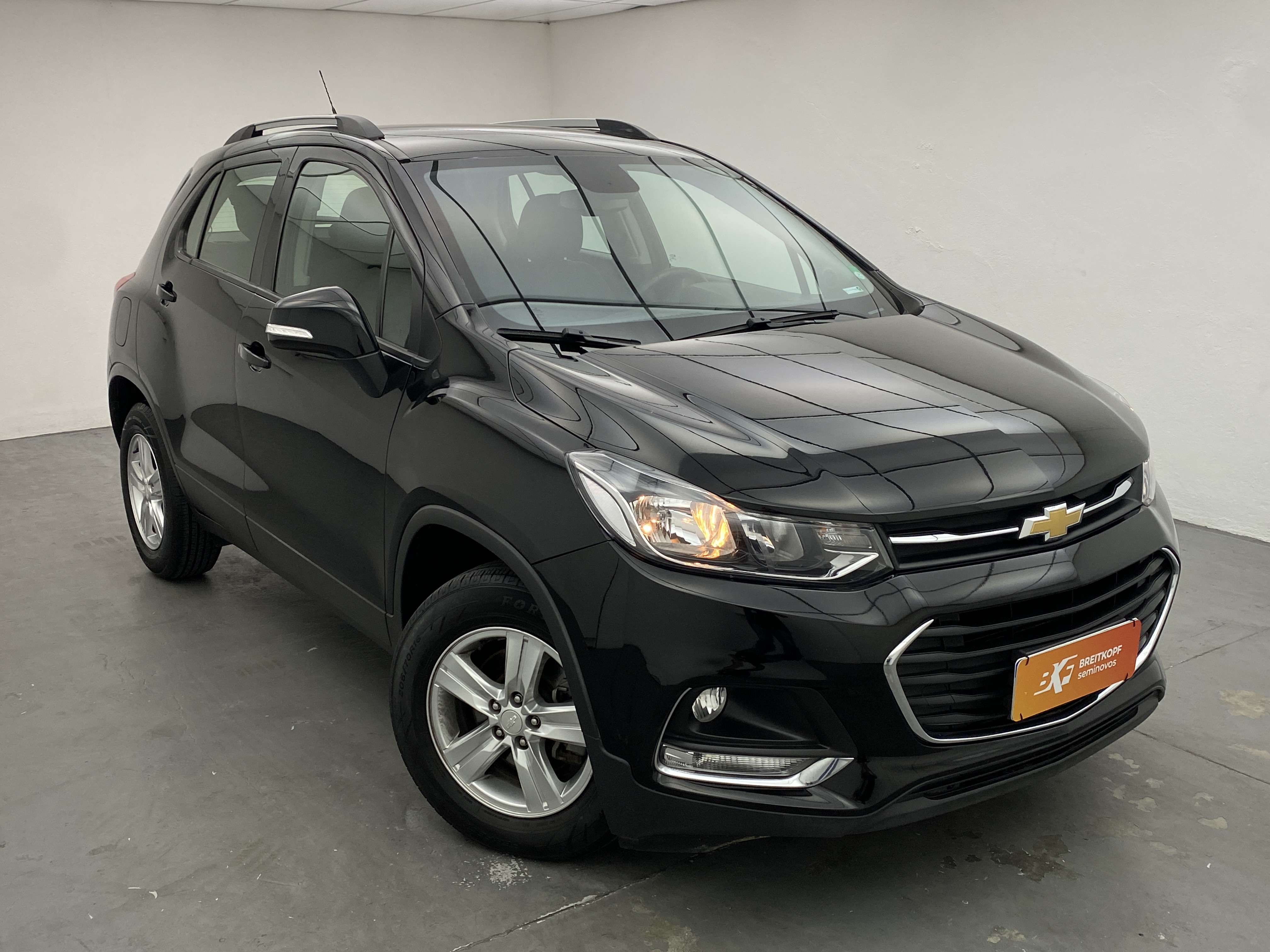 GM - Chevrolet-Tracker-LT 1.4 Turbo 4x2 (Aut) (Flex)