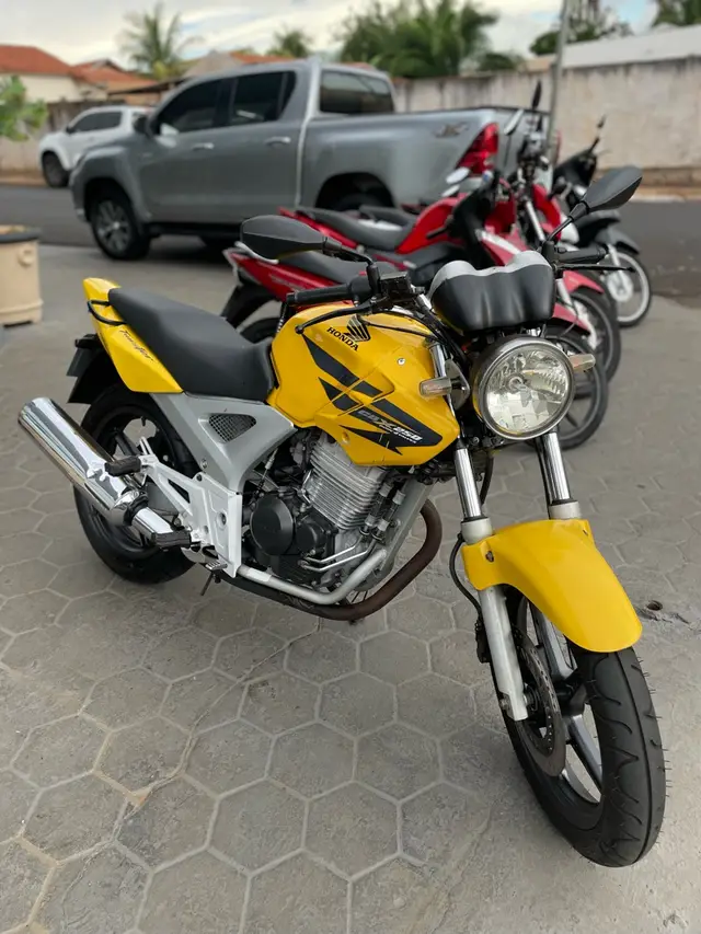 Moto Honda CBX 250 2007 Twister