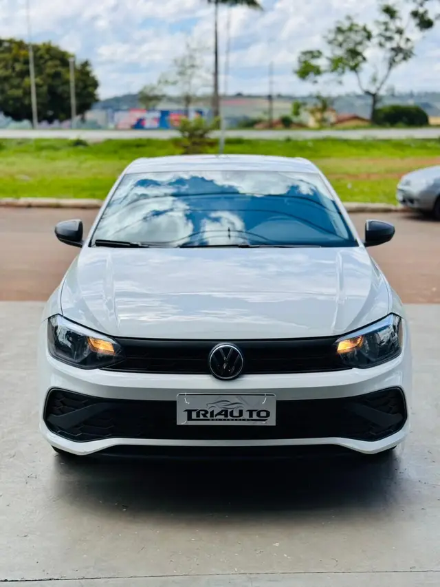 Carro Volkswagen Polo 2023 Track 1.0 Flex 12V 5p