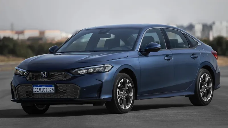 Nova geração do Honda Civic terá câmbio manual, mas não do jeito comum