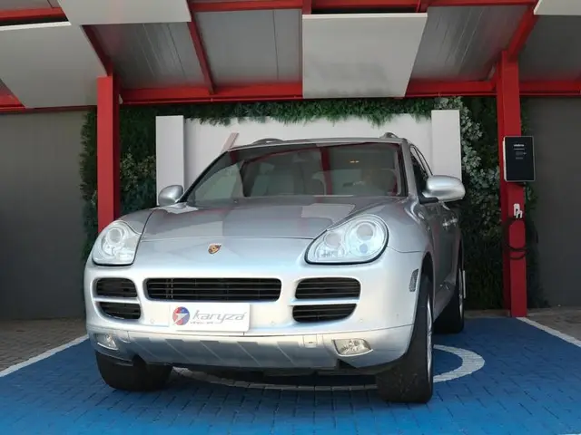 Carro Porsche Cayenne 2006 V6