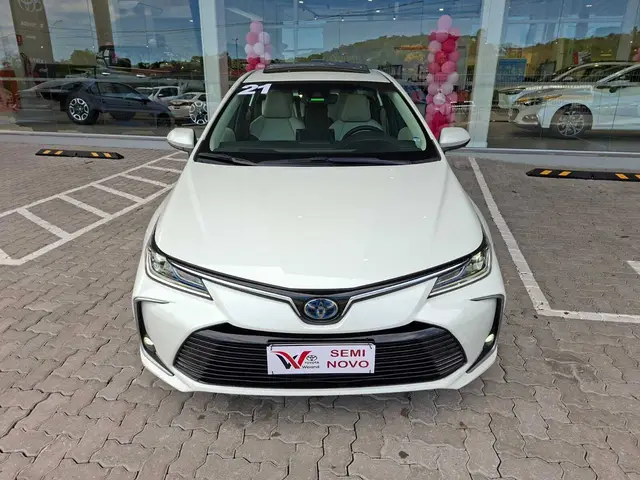 Carro Toyota Corolla 2021 Altis Premium Hybrid 1.8