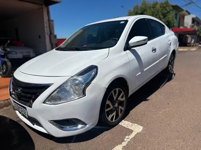 Carro Nissan Versa 2016 1.6 16V SL FlexStart (Flex)