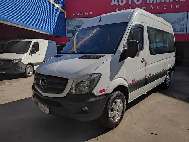 Carro Mercedes-Benz Sprinter 2018 VAN 415 CDI  Teto Alto 15+1 Luxo