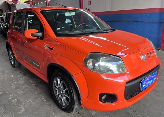 Carro Fiat Uno 2014 Sporting 1.4 8V (Flex) 4p