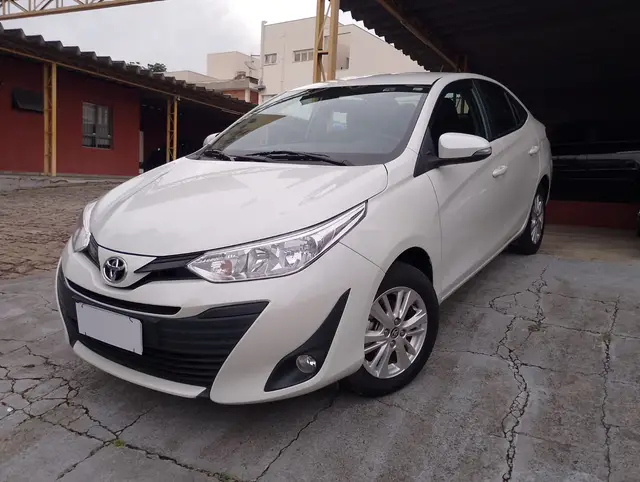 Carro Toyota Yaris Sedan 2019 1.5 XL CVT (Flex)