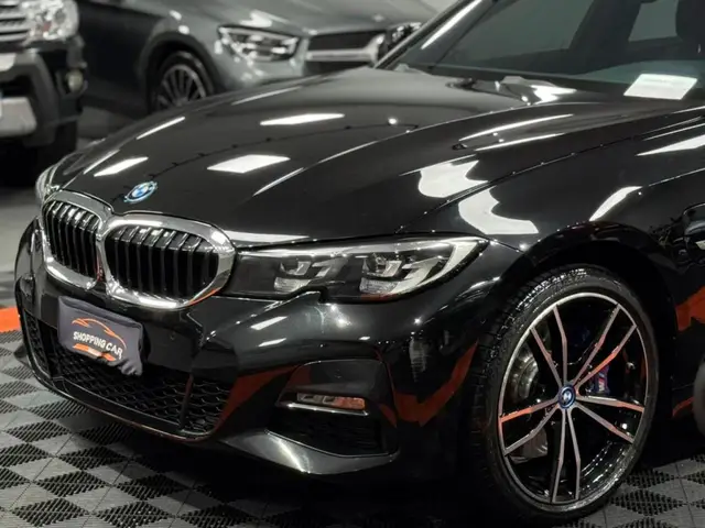 Carro BMW 330e 2022 M Sport 2.0 Turbo Híbrido (Aut)