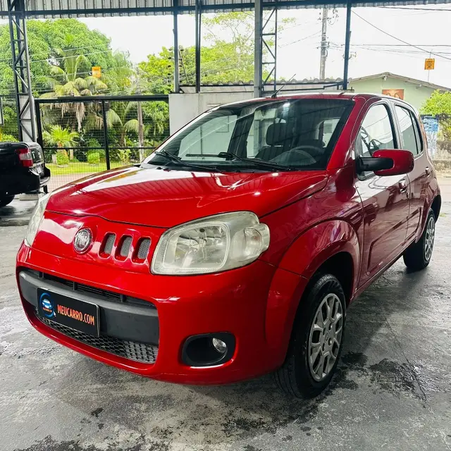 Carro Fiat Uno 2013 Vivace Celeb. 1.0 8V (Flex) 4p